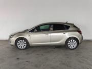 Opel Astra J Москва  - изображение 25