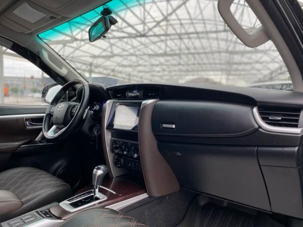 Toyota Fortuner II с пробегом 2019 года, цена 3 390 000 рублей, 114069 км, внедорожник, Автокод Объявления