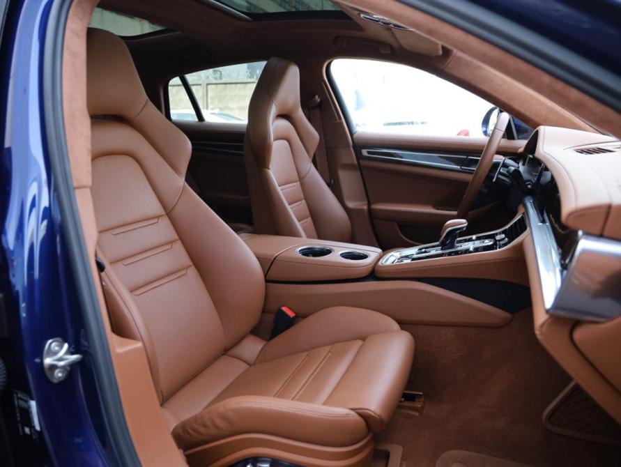 Porsche Panamera II Рестайлинг Санкт-Петербург  - изображение 12