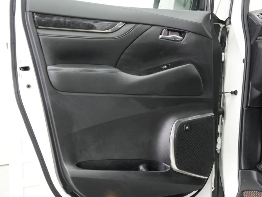 Toyota Vellfire II Рестайлинг Новосибирск  - изображение 15