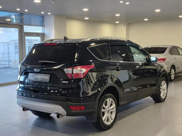 Ford Kuga II Рестайлинг с пробегом 2017 года, цена 1 700 000 рублей, 65131 км, внедорожник, Автокод Объявления