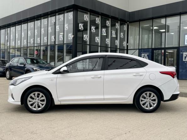 Hyundai Solaris II Рестайлинг с пробегом 2021 года, цена 1 285 000 рублей, 166100 км, седан, Автокод Объявления