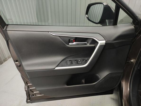 Toyota RAV4 V (XA50) с пробегом 2020 года, цена 2 999 000 рублей, 104446 км, внедорожник, Автокод Объявления
