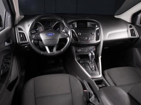 Ford Focus III Рестайлинг с пробегом 2015 года, цена 1 049 000 рублей, 119283 км, хэтчбек, Автокод Объявления