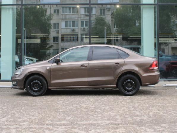Volkswagen Polo V Рестайлинг с пробегом 2015 года, цена 670 000 рублей, 214436 км, седан, Автокод Объявления