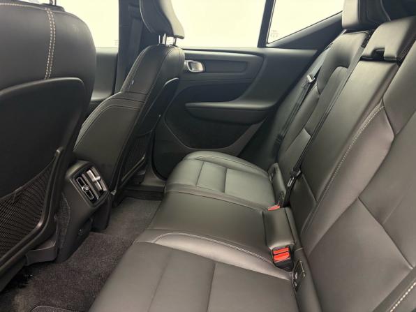 Volvo XC40 I с пробегом 2020 года, цена 3 549 900 рублей, 15908 км, внедорожник, Автокод Объявления