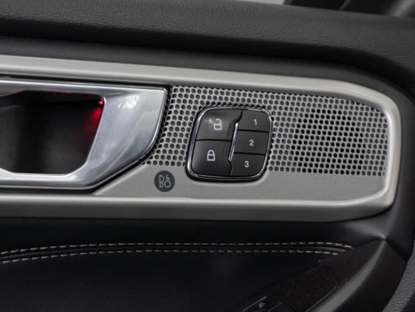 Ford Explorer VI с пробегом 2019 года, цена 3 599 000 рублей, 109580 км, внедорожник, Автокод Объявления