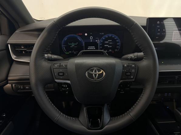 Toyota Camry IX (XV80) China Market с пробегом 2026 года, цена 4 580 000 рублей, 14 км, седан, Автокод Объявления