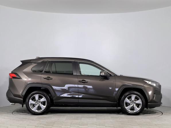Toyota RAV4 V (XA50) с пробегом 2021 года, цена 3 145 000 рублей, 128300 км, внедорожник, Автокод Объявления