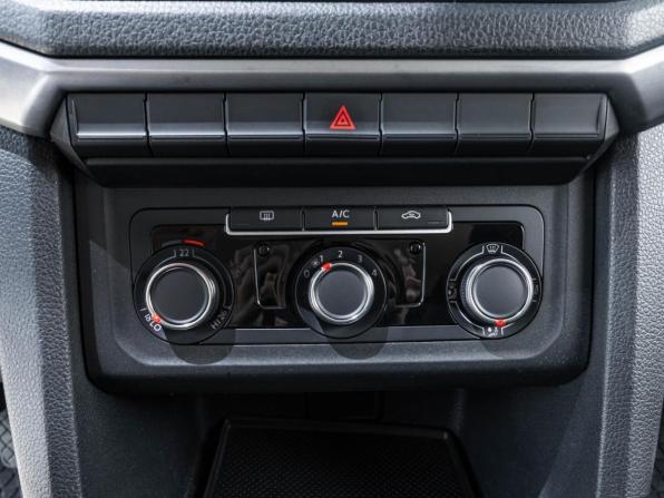 Volkswagen Amarok I Рестайлинг с пробегом 2017 года, цена 2 117 555 рублей, 243115 км, offers.body_type.unknown, Автокод Объявления