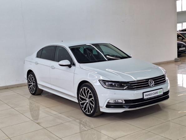 Volkswagen Passat B8 с пробегом 2018 года, цена 1 850 000 рублей, 240217 км, седан, Автокод Объявления