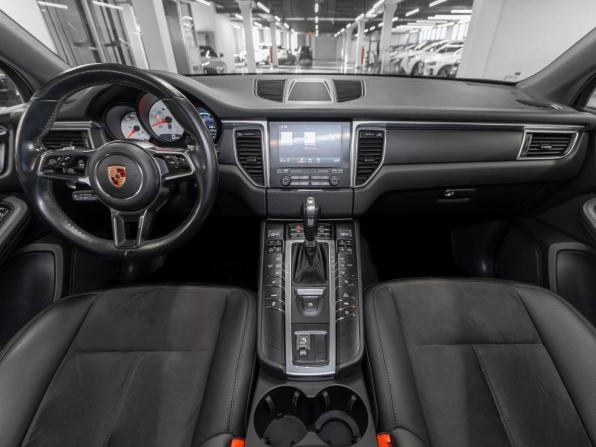 Porsche Macan I с пробегом 2016 года, цена 3 050 000 рублей, 102352 км, внедорожник, Автокод Объявления