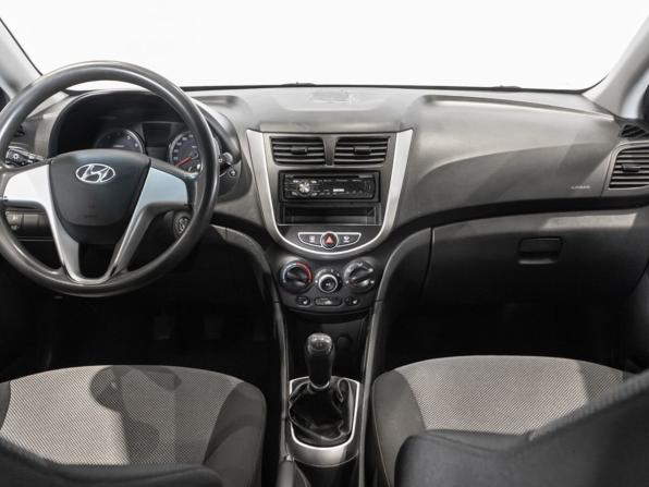 Hyundai Solaris I с пробегом 2011 года, цена 790 000 рублей, 78074 км, седан, Автокод Объявления