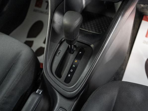 Toyota Yaris IV с пробегом 2020 года, цена 985 000 рублей, 96027 км, хэтчбек, Автокод Объявления