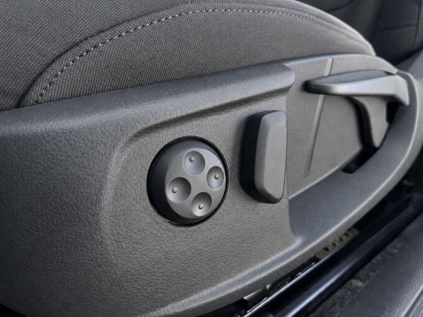 Volkswagen Passat B7 с пробегом 2014 года, цена 1 349 000 рублей, 194368 км, универсал, Автокод Объявления