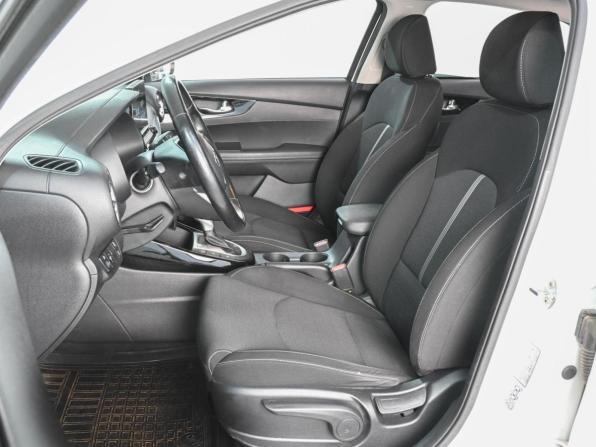 Kia Cerato IV с пробегом 2021 года, цена 2 349 000 рублей, 68451 км, седан, Автокод Объявления