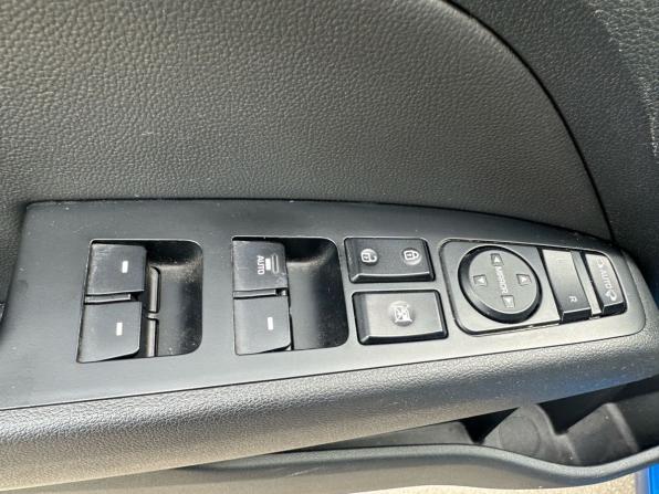 Hyundai Elantra VI (AD) с пробегом 2016 года, цена 1 399 000 рублей, 96974 км, седан, Автокод Объявления