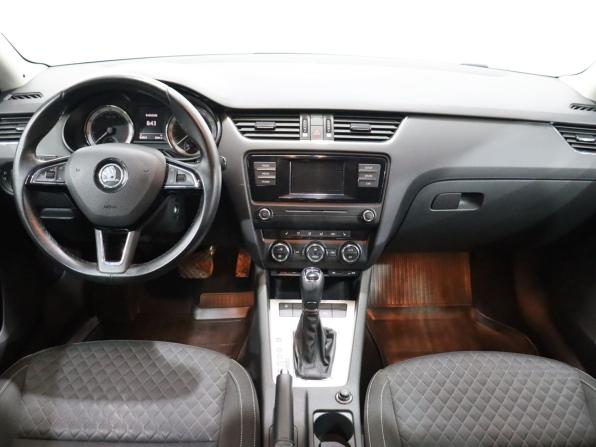 Skoda Octavia III (A7) с пробегом 2016 года, цена 1 590 000 рублей, 84299 км, лифтбек, Автокод Объявления