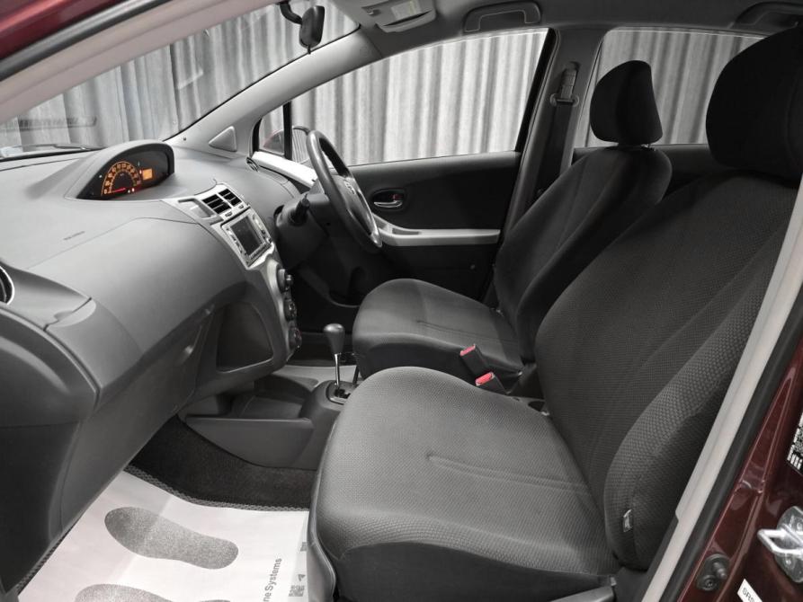 Toyota Vitz II (XP90) Красноярск  - изображение 12