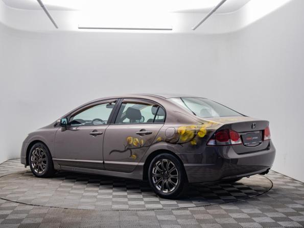 Honda Civic VIII Рестайлинг с пробегом 2009 года, цена 770 000 рублей, 220694 км, седан, Автокод Объявления