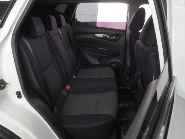 Nissan Qashqai II с пробегом 2015 года, цена 1 379 000 рублей, 122451 км, внедорожник, Автокод Объявления