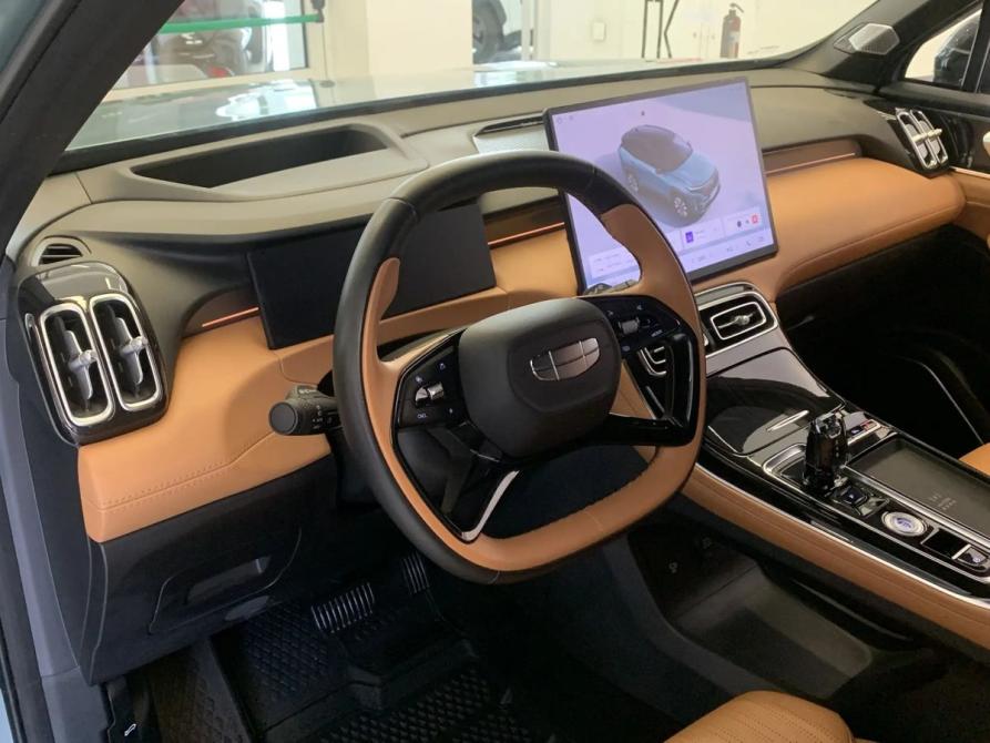 Geely Atlas II Челябинск  - изображение 13