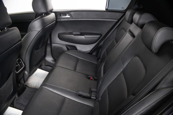 Kia Sportage IV Рестайлинг с пробегом 2018 года, цена 2 299 000 рублей, 114700 км, внедорожник, Автокод Объявления