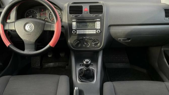 Volkswagen Golf V с пробегом 2007 года, цена 390 000 рублей, 295265 км, хэтчбек, Автокод Объявления