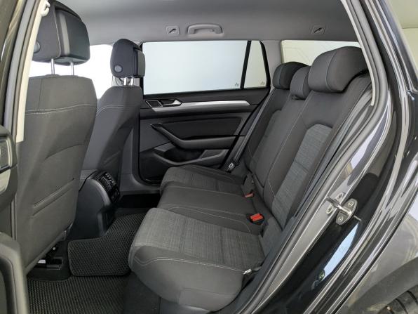 Volkswagen Passat B8 Рестайлинг с пробегом 2021 года, цена 2 400 000 рублей, 119320 км, универсал, Автокод Объявления