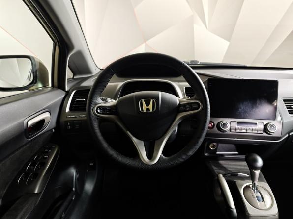 Honda Civic VIII Рестайлинг с пробегом 2008 года, цена 647 000 рублей, 209626 км, седан, Автокод Объявления