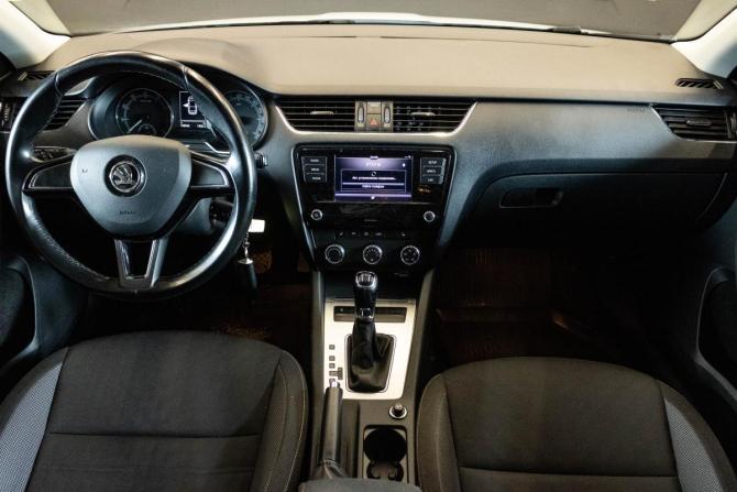 Skoda Octavia III (A7) Рестайлинг с пробегом 2020 года, цена 1 849 000 рублей, 150542 км, лифтбек, Автокод Объявления