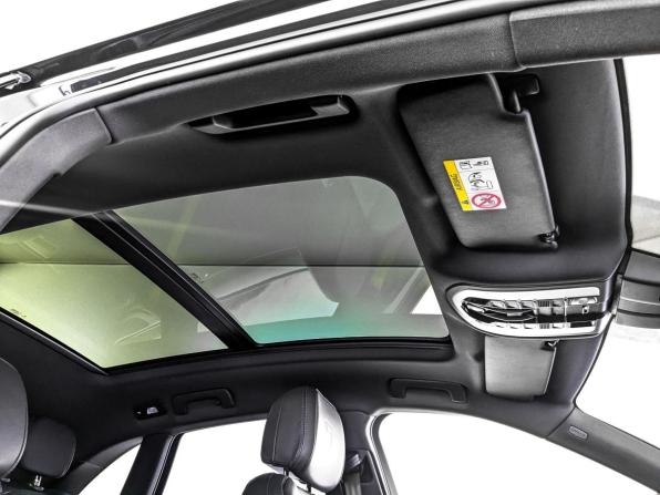Porsche Macan I Рестайлинг 2 с пробегом 2022 года, цена 6 900 000 рублей, 74465 км, внедорожник, Автокод Объявления