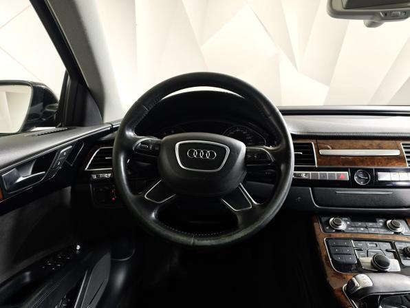 Audi A8 III (D4) с пробегом 2011 года, цена 1 015 000 рублей, 549688 км, седан, Автокод Объявления