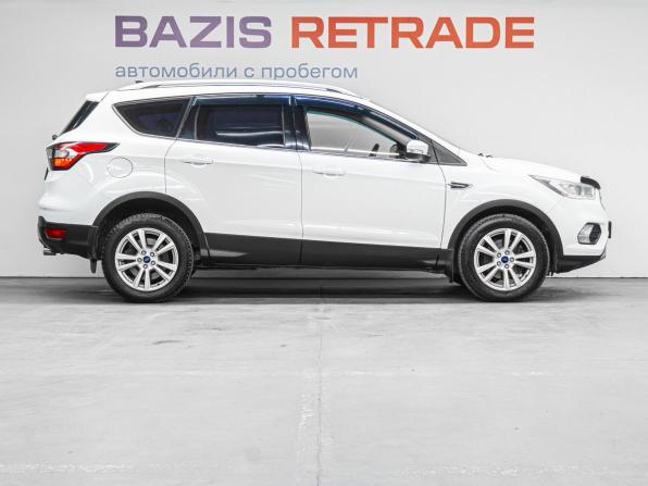 Ford Kuga II Рестайлинг с пробегом 2017 года, цена 1 839 000 рублей, 187457 км, внедорожник, Автокод Объявления