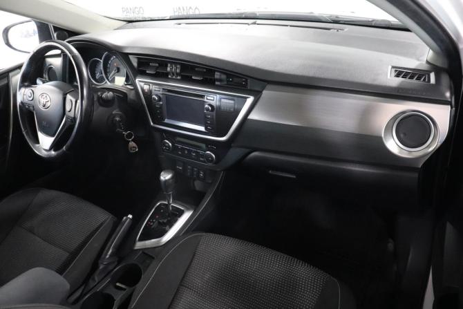 Toyota Auris II с пробегом 2013 года, цена 1 179 000 рублей, 118333 км, хэтчбек, Автокод Объявления