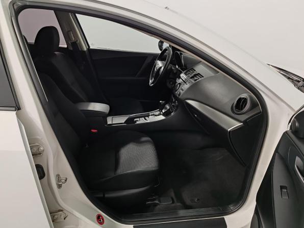 Mazda 3 II (BL) Рестайлинг с пробегом 2012 года, цена 799 000 рублей, 204632 км, седан, Автокод Объявления