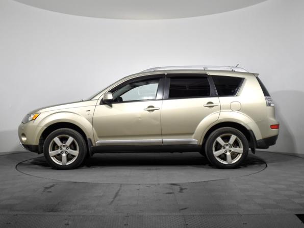 Mitsubishi Outlander II с пробегом 2008 года, цена 899 000 рублей, 268653 км, внедорожник, Автокод Объявления