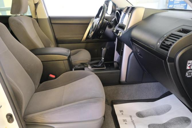 Toyota Land Cruiser Prado 150 Series с пробегом 2013 года, цена 2 929 000 рублей, 210000 км, внедорожник, Автокод Объявления