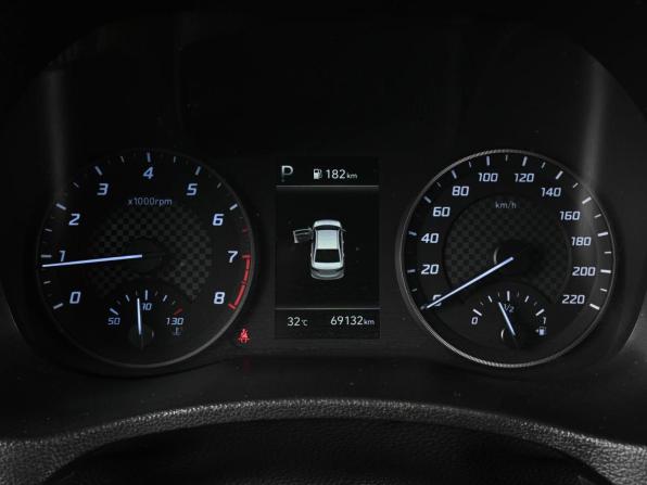 Hyundai Solaris II Рестайлинг с пробегом 2021 года, цена 1 717 000 рублей, 69132 км, седан, Автокод Объявления