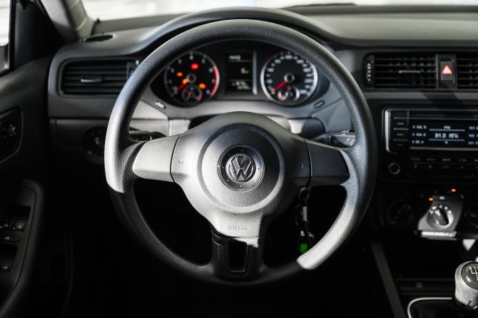 Volkswagen Jetta VI Рестайлинг с пробегом 2014 года, цена 1 300 000 рублей, 132000 км, седан, Автокод Объявления