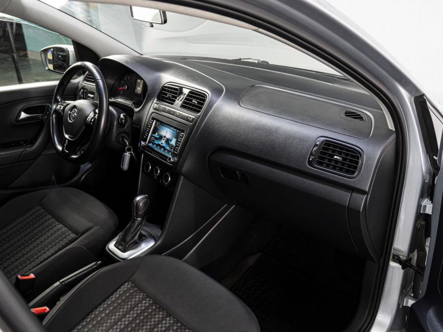 Volkswagen Polo V Рестайлинг Тюмень  - изображение 15