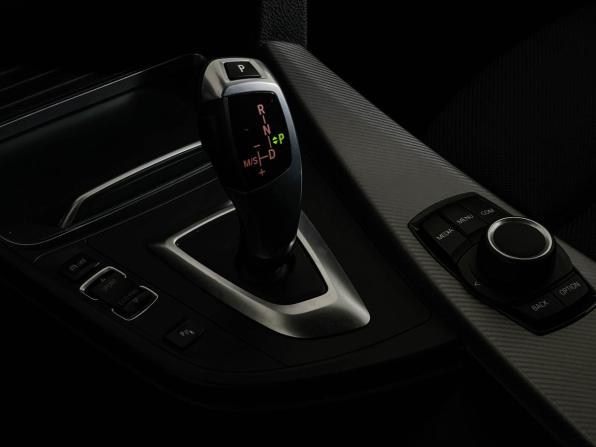 BMW 3 серии VI (F3x) Рестайлинг с пробегом 2017 года, цена 2 350 000 рублей, 167450 км, седан, Автокод Объявления