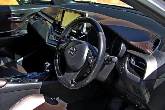 Toyota C-HR I с пробегом 2017 года, цена 1 614 800 рублей, 103412 км, внедорожник, Автокод Объявления
