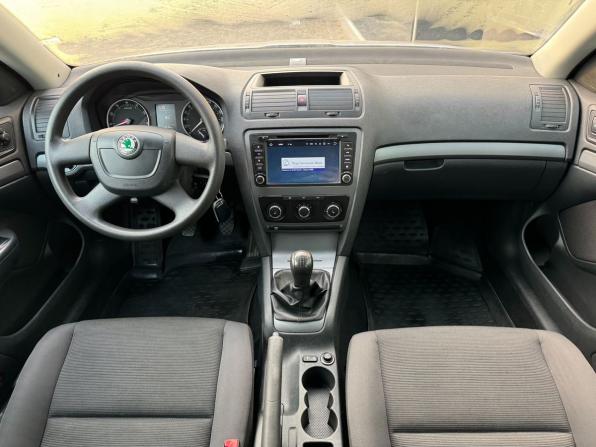 Skoda Octavia II (A5) Рестайлинг с пробегом 2011 года, цена 600 000 рублей, 155242 км, лифтбек, Автокод Объявления