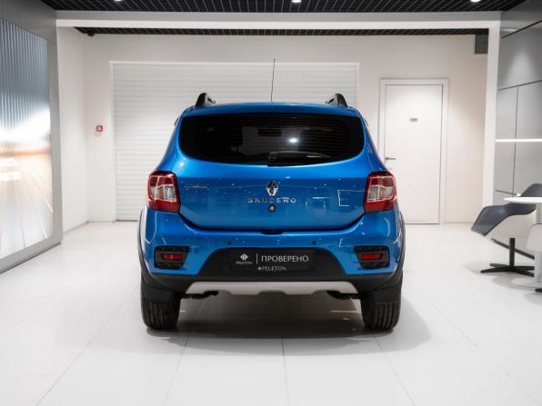 Renault Sandero II с пробегом 2018 года, цена 995 000 рублей, 101981 км, хэтчбек, Автокод Объявления