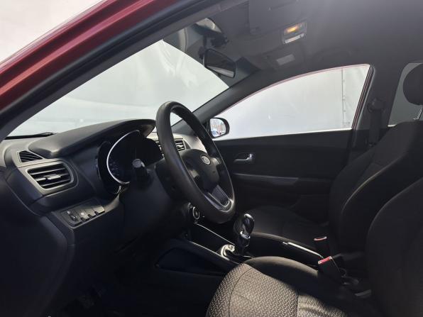 Kia Rio III с пробегом 2012 года, цена 669 000 рублей, 242276 км, седан, Автокод Объявления