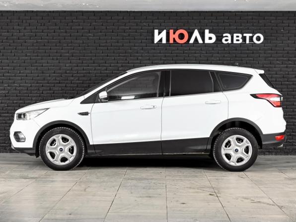 Ford Kuga II Рестайлинг с пробегом 2018 года, цена 1 840 000 рублей, 133931 км, внедорожник, Автокод Объявления