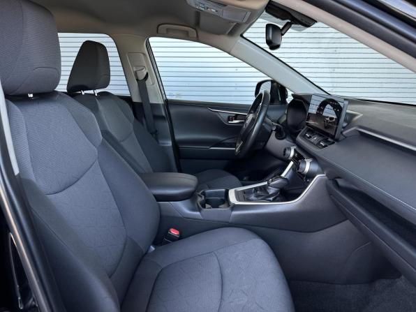 Toyota RAV4 V (XA50) с пробегом 2021 года, цена 3 715 000 рублей, 94887 км, внедорожник, Автокод Объявления