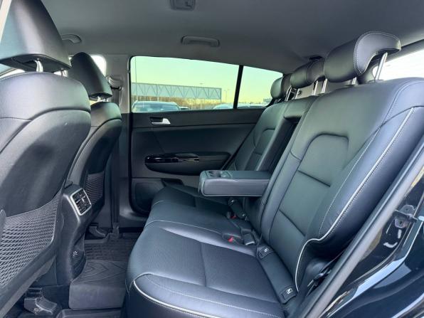 Kia Sportage IV Рестайлинг с пробегом 2021 года, цена 2 485 000 рублей, 96400 км, внедорожник, Автокод Объявления