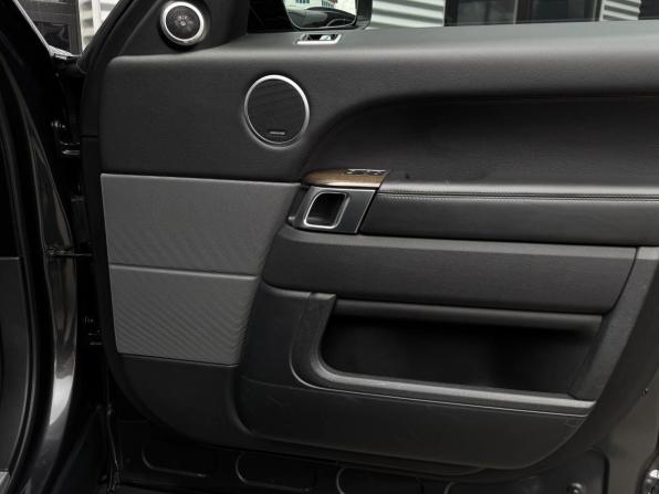 Land Rover Range Rover Sport II Рестайлинг с пробегом 2018 года, цена 4 750 000 рублей, 145817 км, внедорожник, Автокод Объявления